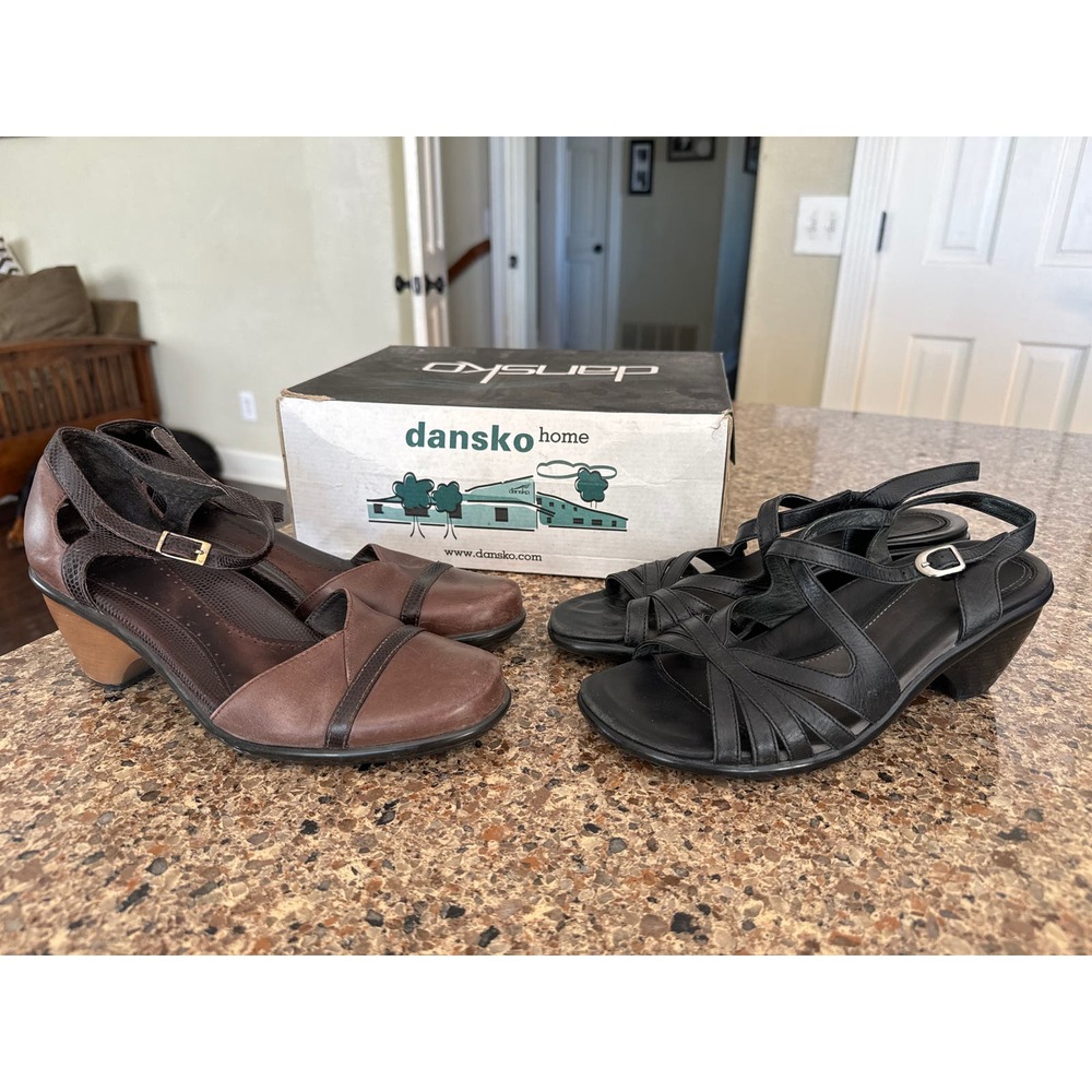 (2) Pair Dansko Size 37 Sandals